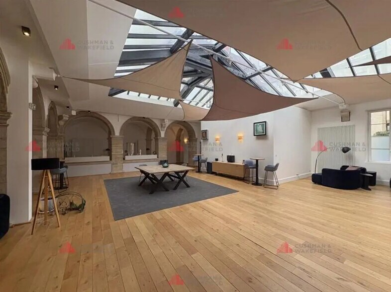 Bureau dans Dijon à louer - Photo intérieure - Image 1 de 5