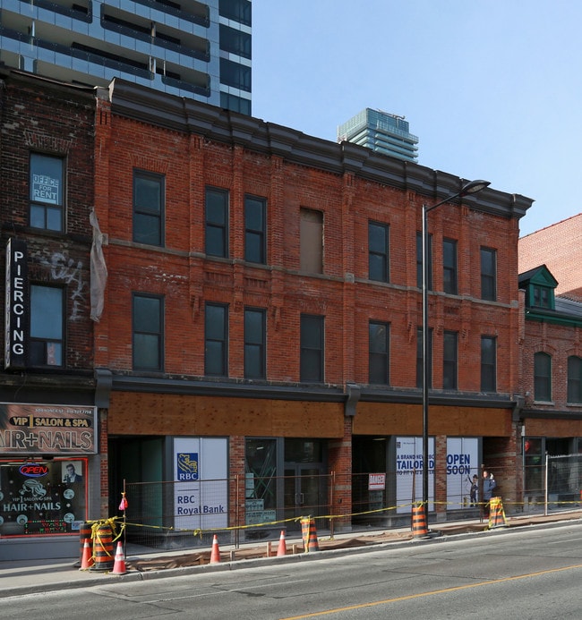 More details for 606-612 Yonge St, Toronto, ON - Retail for Lease