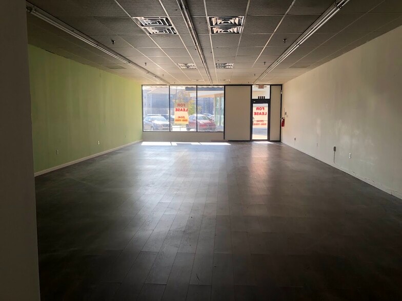 4101-4115 Jefferson Hwy, New Orleans, LA for lease - Building Photo - Image 3 of 4