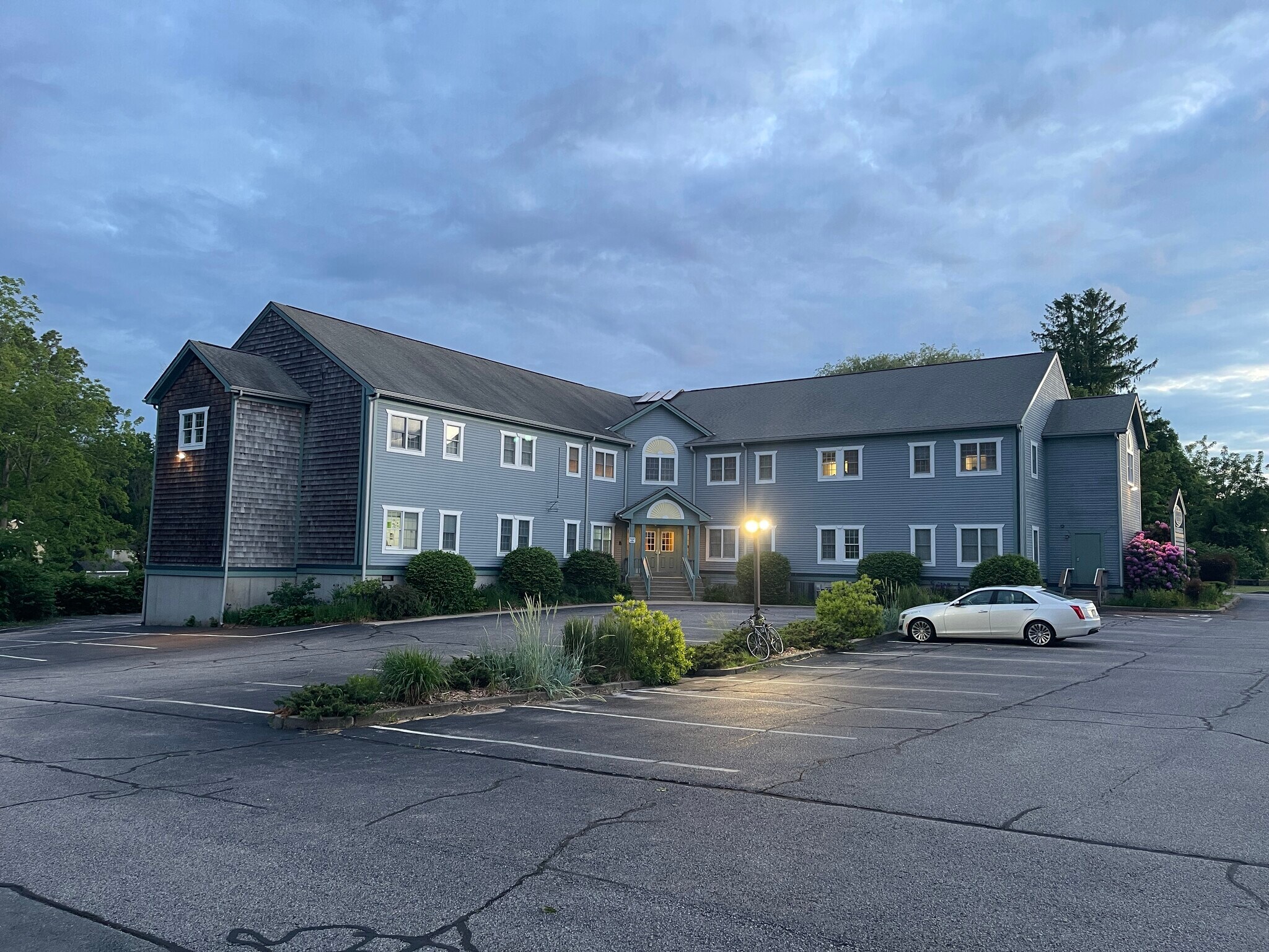 320 Phillips St, North Kingstown, RI for lease Building Photo- Image 1 of 15