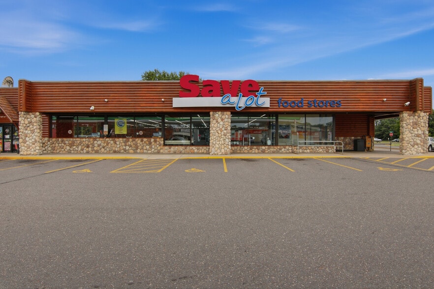 210 Keller Ave S, Amery, WI for lease - Building Photo - Image 3 of 3