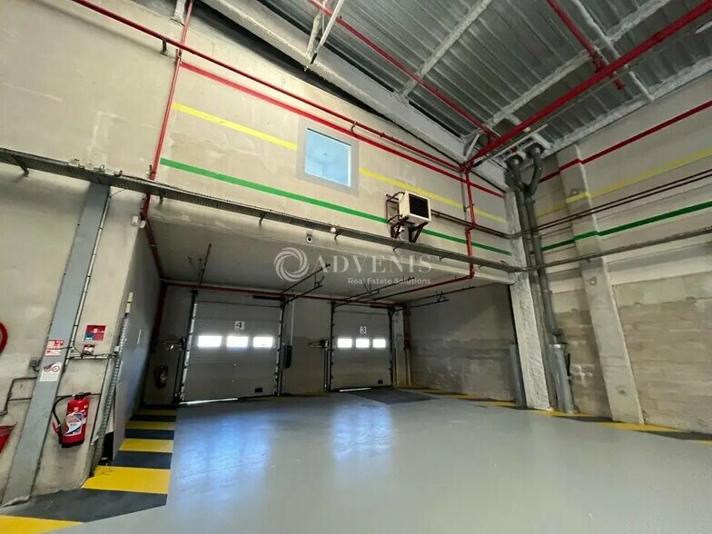 Flex dans Bonneuil-sur-Marne à louer - Photo du bâtiment - Image 3 de 5