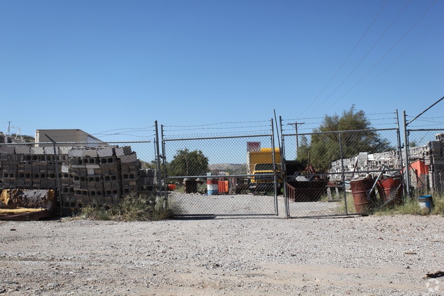 575 Mcnutt Rd, Sunland Park, NM for sale - Primary Photo - Image 2 of 24