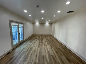 1000 Fremont Ave, South Pasadena, CA à louer Photo intérieure- Image 1 de 6