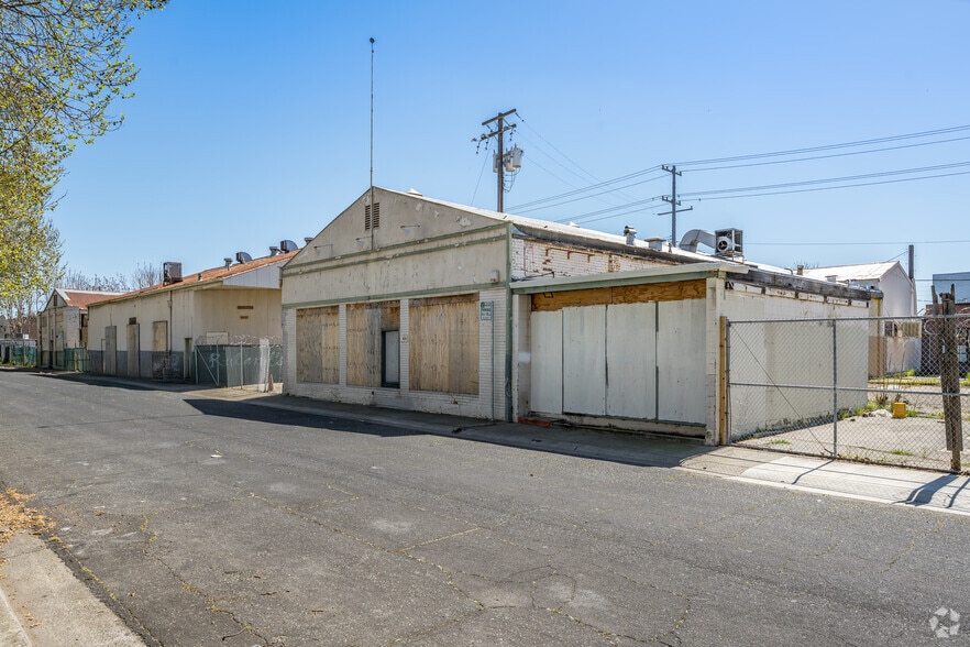 1610-1616 N C St, Sacramento, CA for sale - Primary Photo - Image 1 of 6