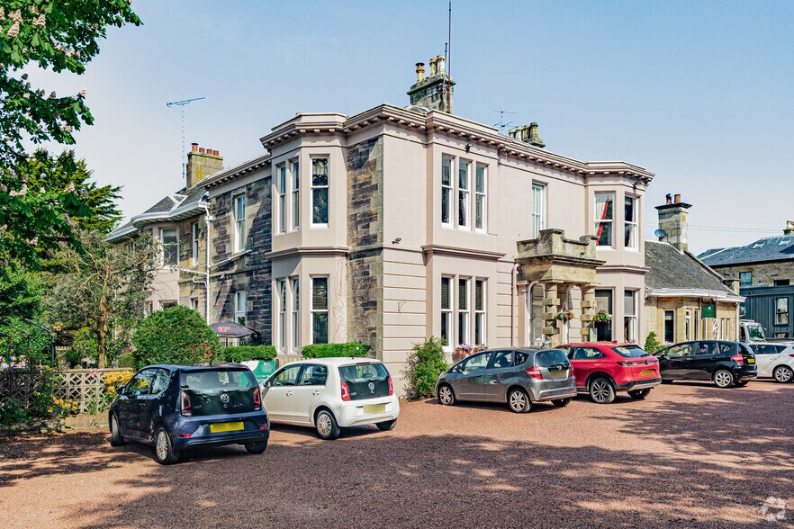 52 Racecourse Rd, Ayr à vendre - Photo du bâtiment - Image 2 de 2