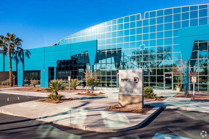 750 Pilot Rd, Las Vegas, NV à louer - Photo du bâtiment - Image 1 de 6