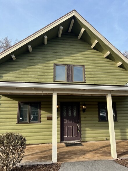 50 State St, Pittsford, NY à louer - Photo du bâtiment - Image 2 de 6