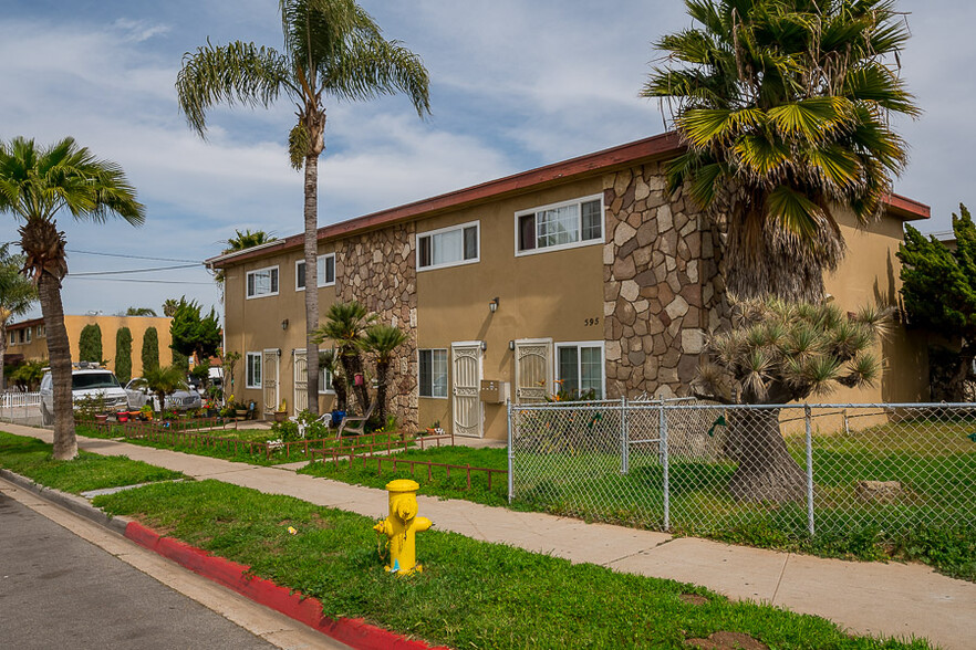 595 7th St, Imperial Beach, CA à vendre - Photo du bâtiment - Image 1 de 1