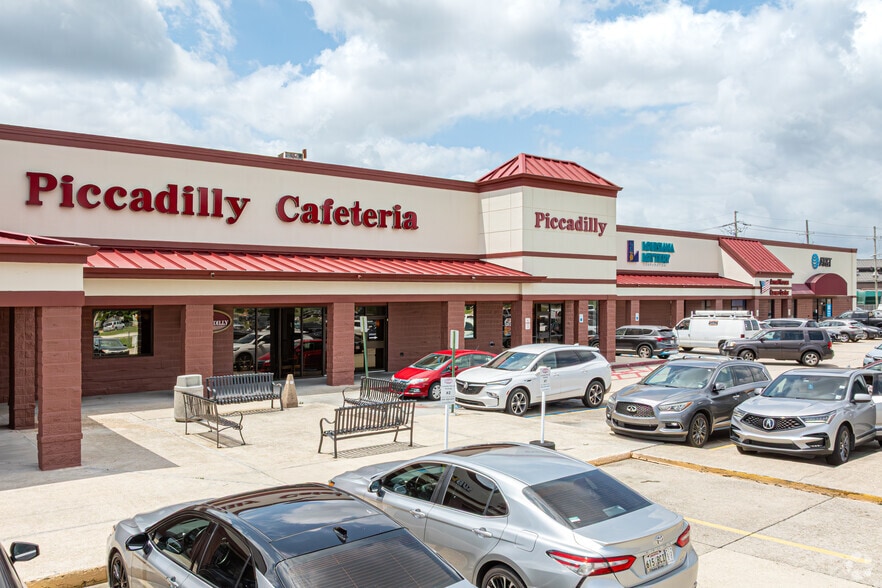 2222 Clearview Pky, Metairie, LA for lease - Building Photo - Image 3 of 8