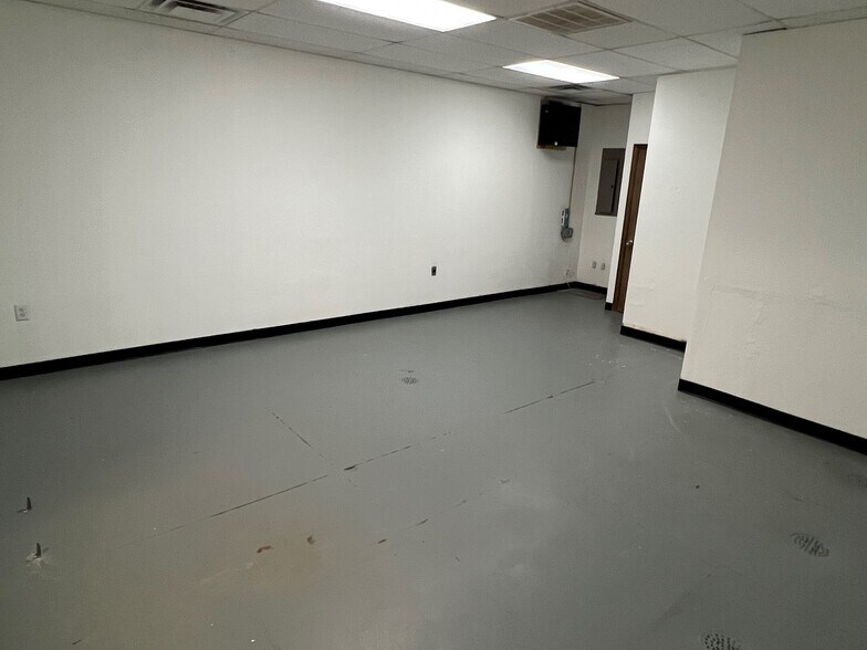 1065-1067 36th Ave NW, Norman, OK à louer - Photo intérieure - Image 3 de 5