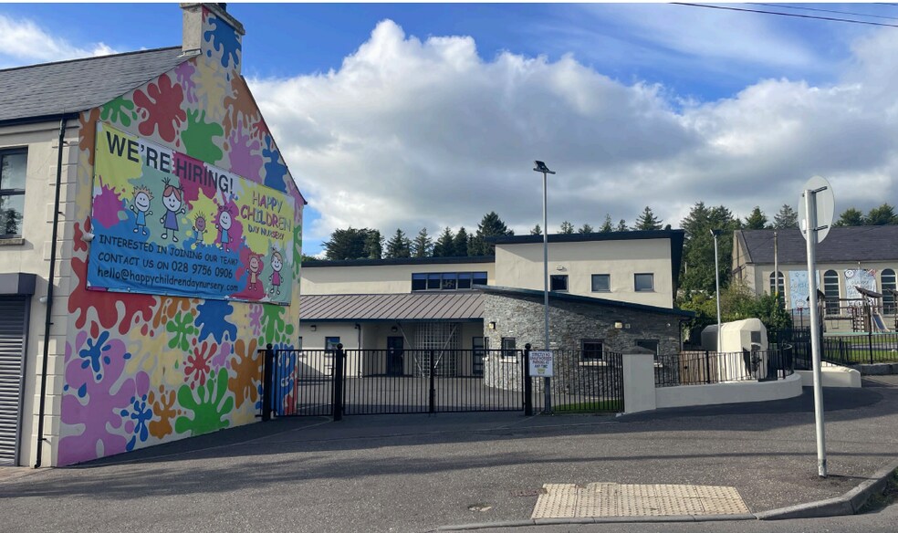 Main Street portefeuille de 1 propriétés à vendre sur LoopNet.ca - Photo du bâtiment - Image 3 de 4