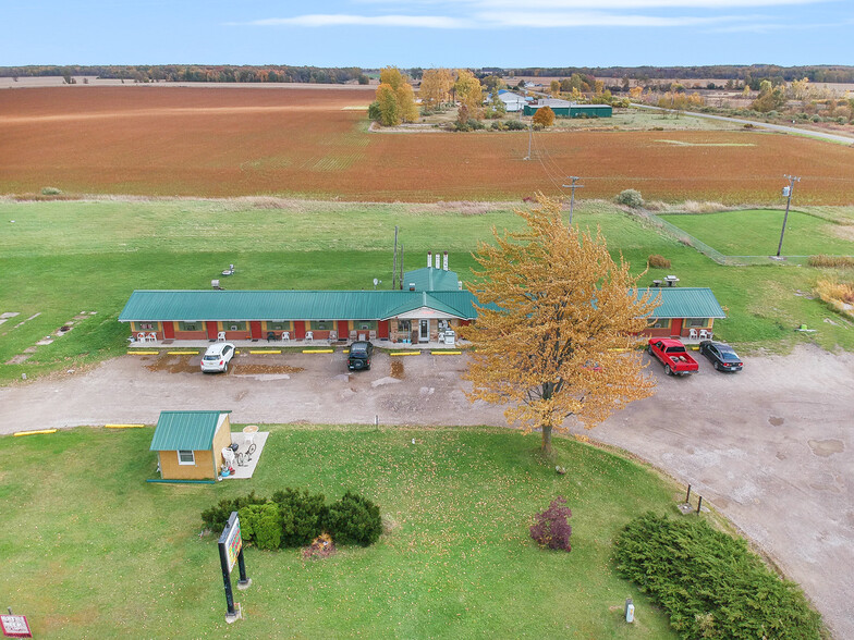 7550 S Van Dyke Rd, Marlette, MI à vendre - Photo du bâtiment - Image 1 de 1