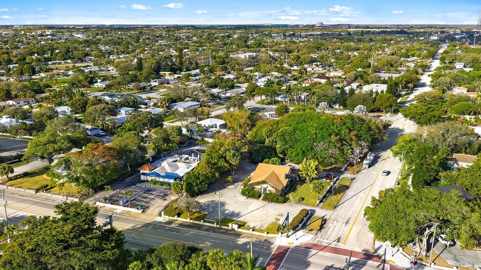 624 N Federal Hwy, Lake Park, FL à vendre - Photo du bâtiment - Image 3 de 4