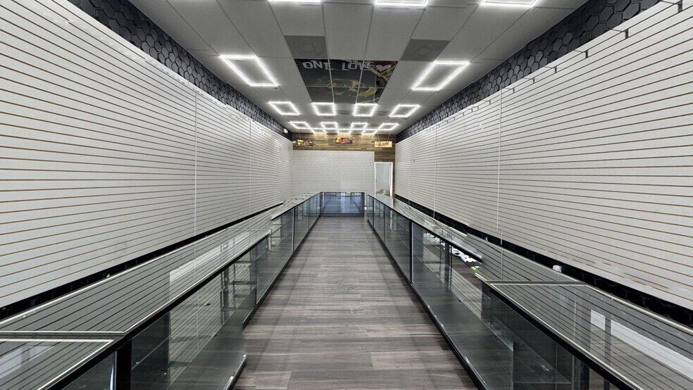 3045 Gulf Breeze Pky, Gulf Breeze, FL à louer - Photo du bâtiment - Image 1 de 15