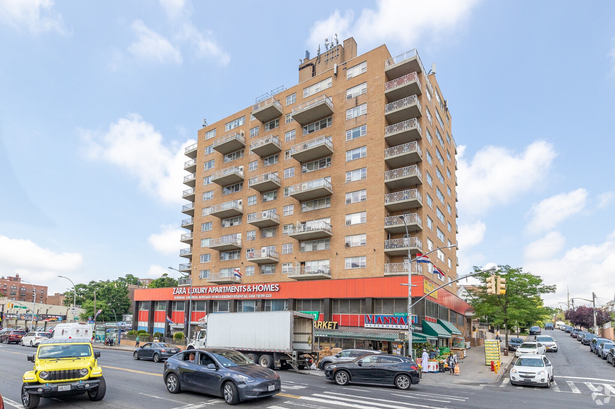 87-50 167th St, Jamaica, NY à louer Photo du bâtiment- Image 1 de 12