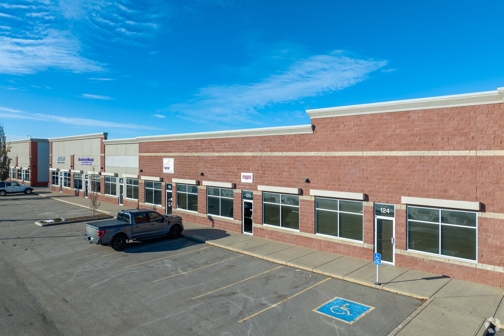 5050 106th Ave SE, Calgary, AB for sale Primary Photo- Image 1 of 1