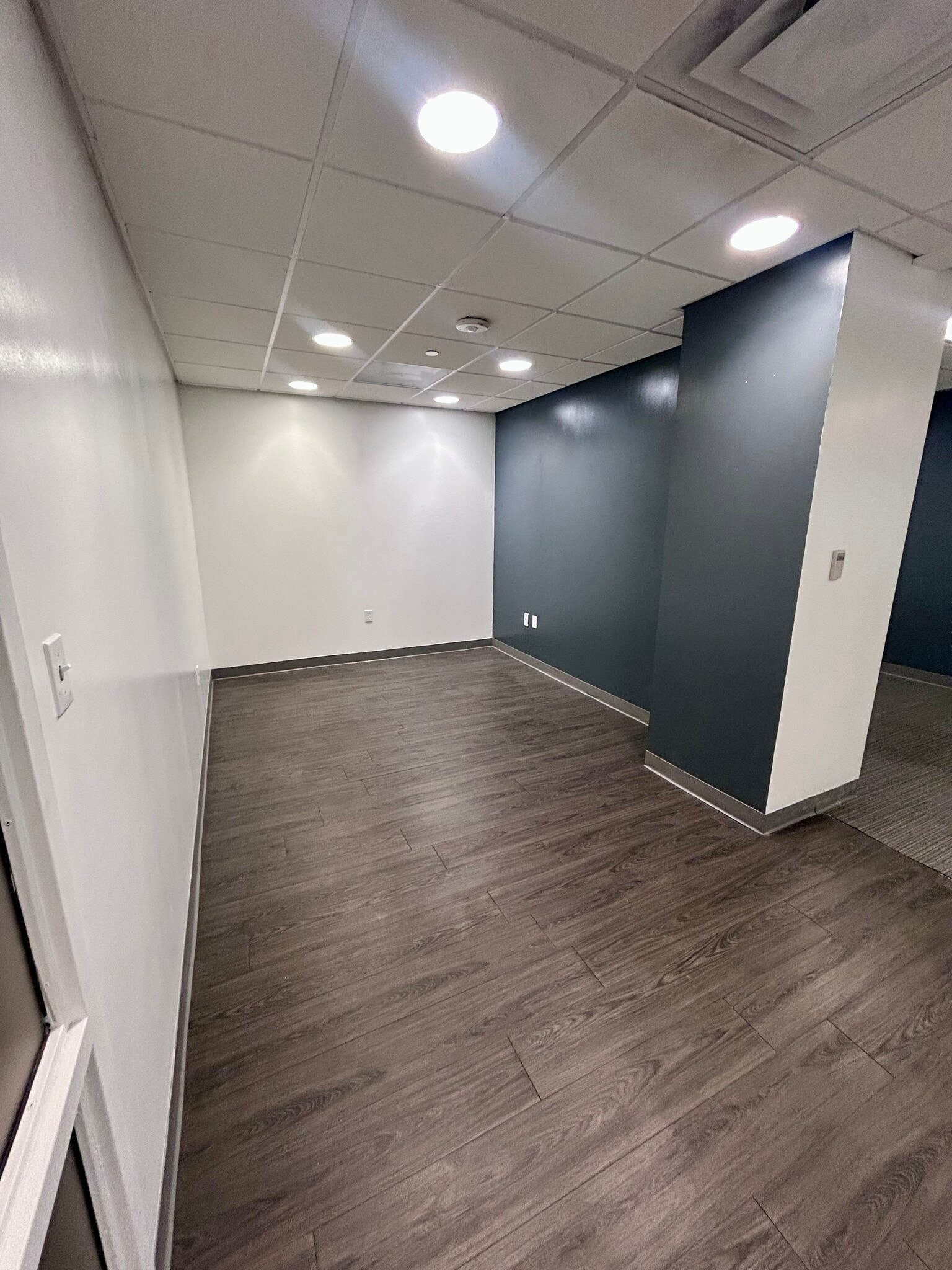 303 N Oregon St, El Paso, TX à louer Photo intérieure- Image 1 de 4