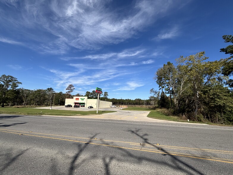 1809 US Highway 190, Huntsville, TX à vendre - Photo du bâtiment - Image 1 de 16