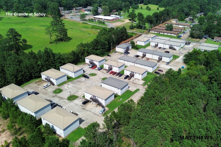 The Grande at Sehoy and The Grande at Hu portefeuille de 2 propriétés à vendre sur LoopNet.ca - Photo du bâtiment - Image 3 de 12