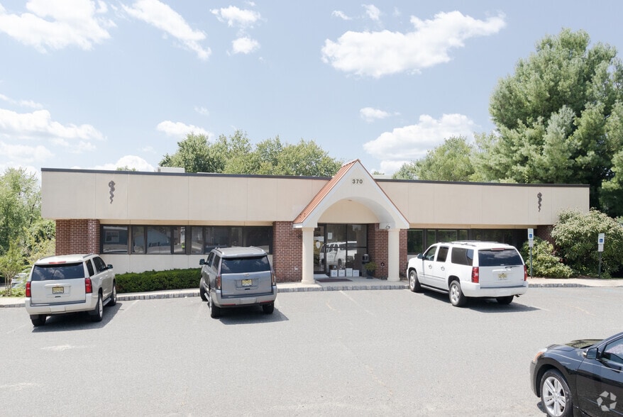 370 Route 35 S, Red Bank, NJ for sale - Building Photo - Image 3 of 18