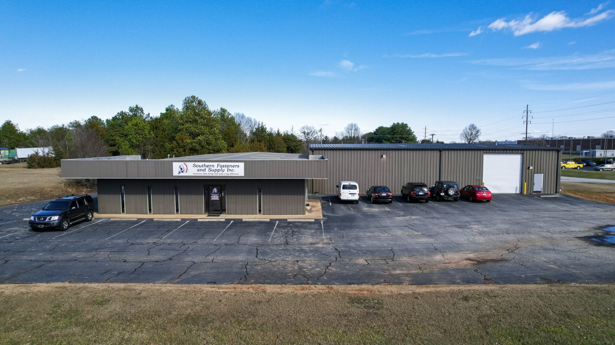105 Osage Dr, Greenville, SC for lease Primary Photo- Image 1 of 6