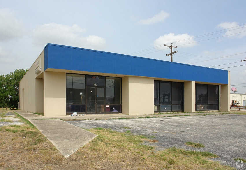 8501 Vicar, San Antonio, TX for sale - Building Photo - Image 3 of 9