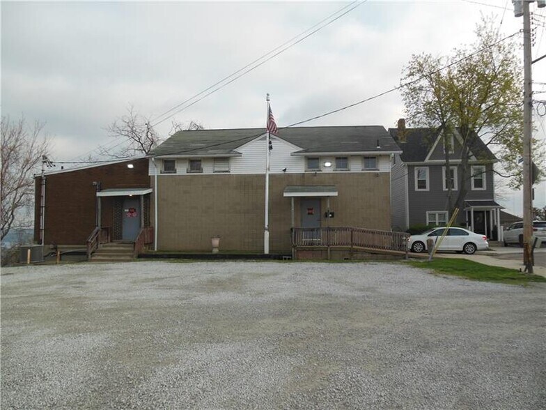200 Fingal St, Pittsburgh, PA à vendre - Photo du bâtiment - Image 1 de 12