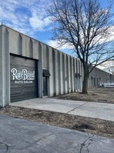 803-907 Industrial Dr, West Chicago, IL à louer Photo intérieure- Image 1 de 12