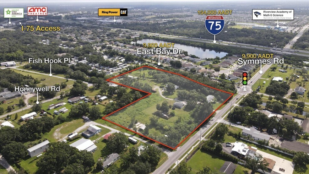 Symmes At East Bay Rd, Gibsonton, FL à vendre - Photo du bâtiment - Image 2 de 4