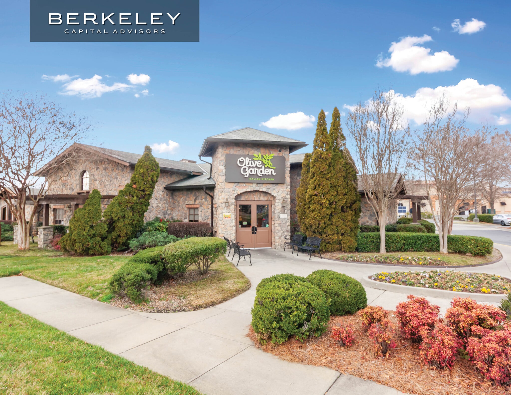 8225 Northlake Commons Blvd, Charlotte, NC for sale Primary Photo- Image 1 of 8