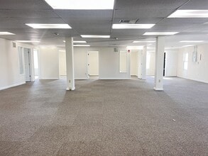 724 Boston Post Rd, Madison, CT for lease Interior Photo- Image 2 of 12