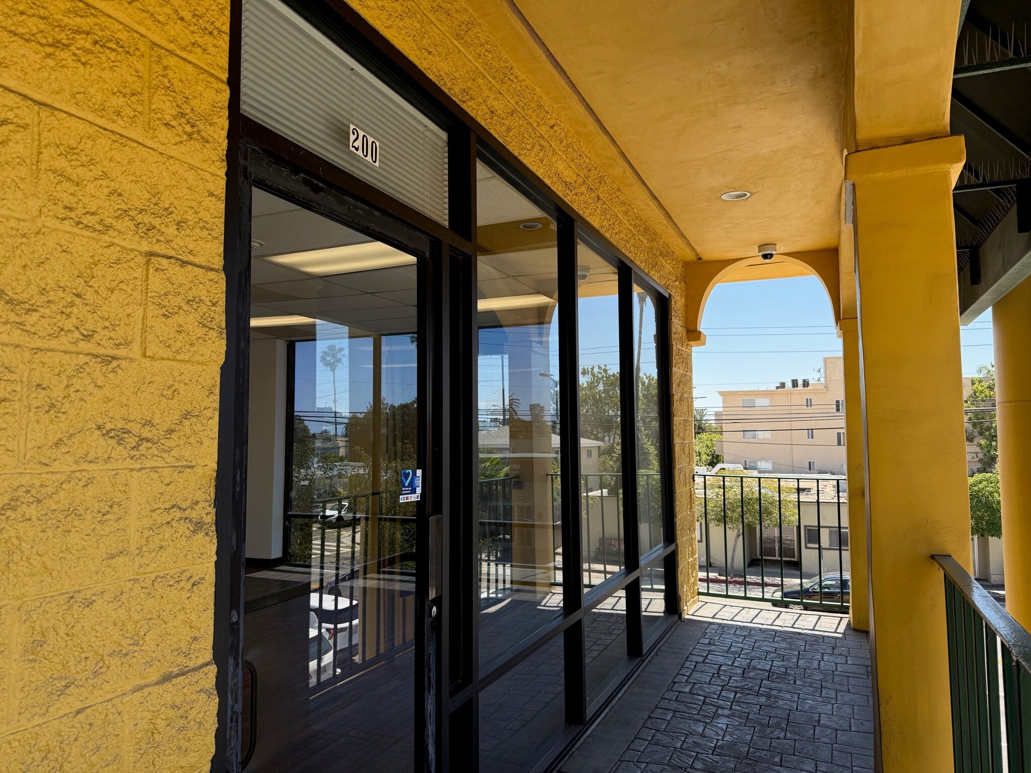 3500 Overland Ave, Los Angeles, CA for lease Interior Photo- Image 1 of 12