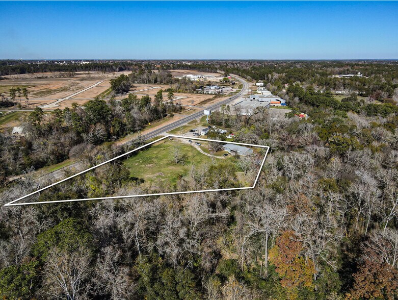 11104 TX-75, Willis, TX à vendre - Photo du bâtiment - Image 3 de 6