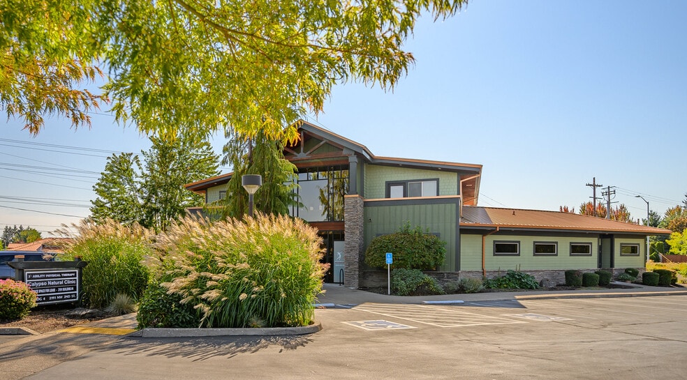 2191 NW 2nd St, McMinnville, OR à louer - Photo du bâtiment - Image 3 de 7
