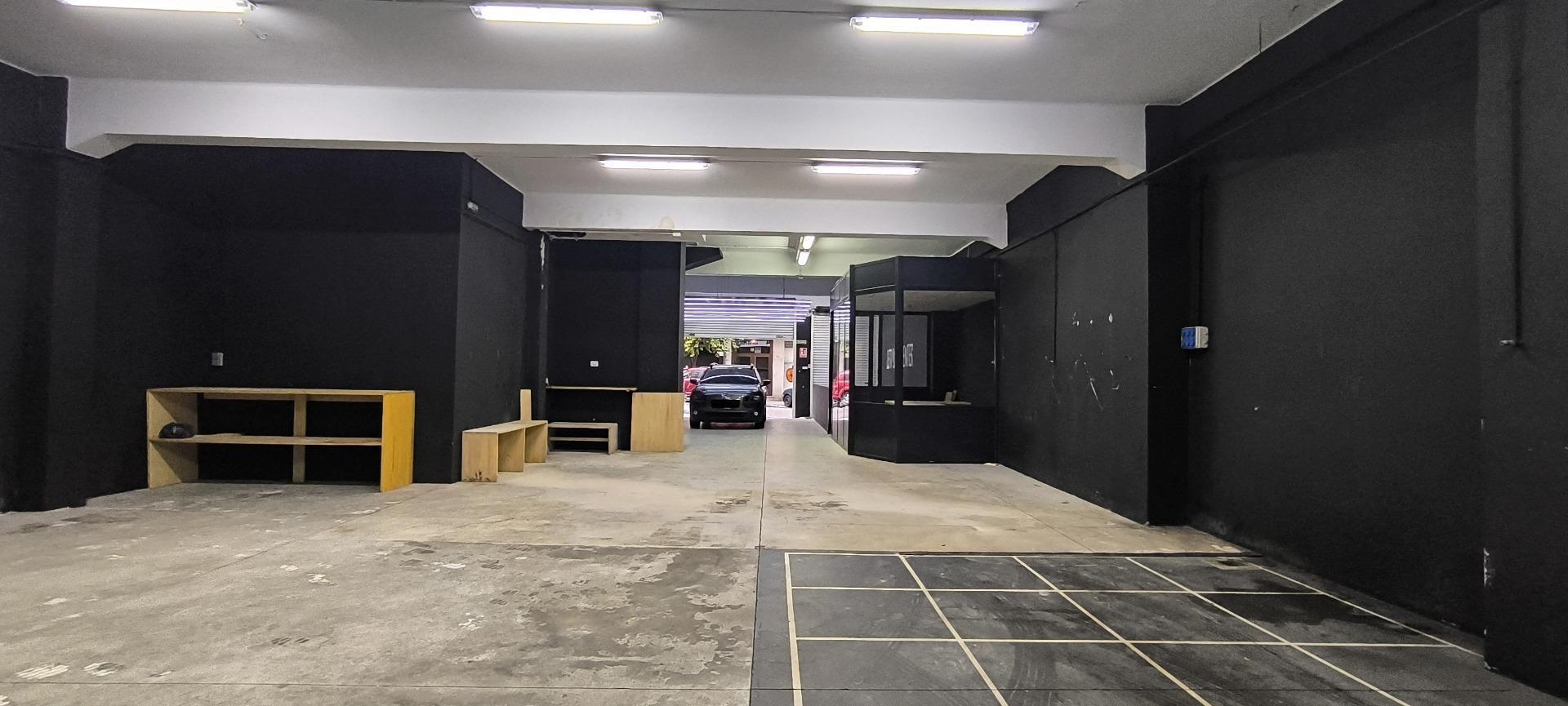 Commerce de détail dans Vigo, Pontevedra à louer Photo du bâtiment- Image 1 de 19