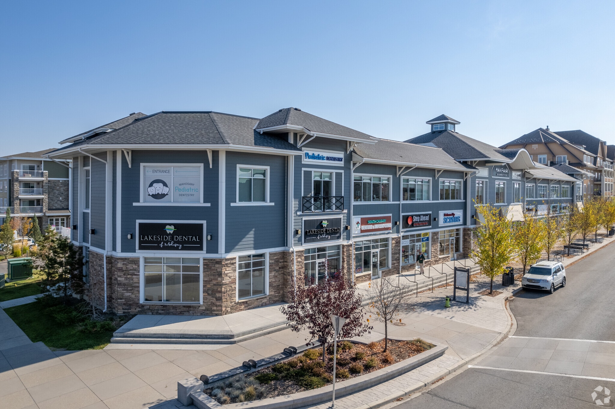 7 Mahogany Plz SE, Calgary, AB for sale Primary Photo- Image 1 of 1