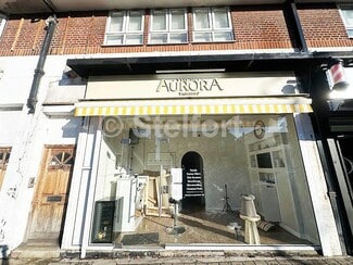 Plus de détails pour 57 Mottingham Rd, Londres - Commerce de détail à louer