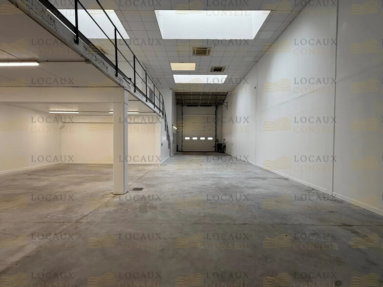 Flex dans Ennery à louer - Photo intérieure - Image 2 de 13