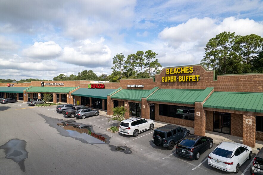 14333 Beach Blvd, Jacksonville, FL à louer - Photo du bâtiment - Image 2 de 9