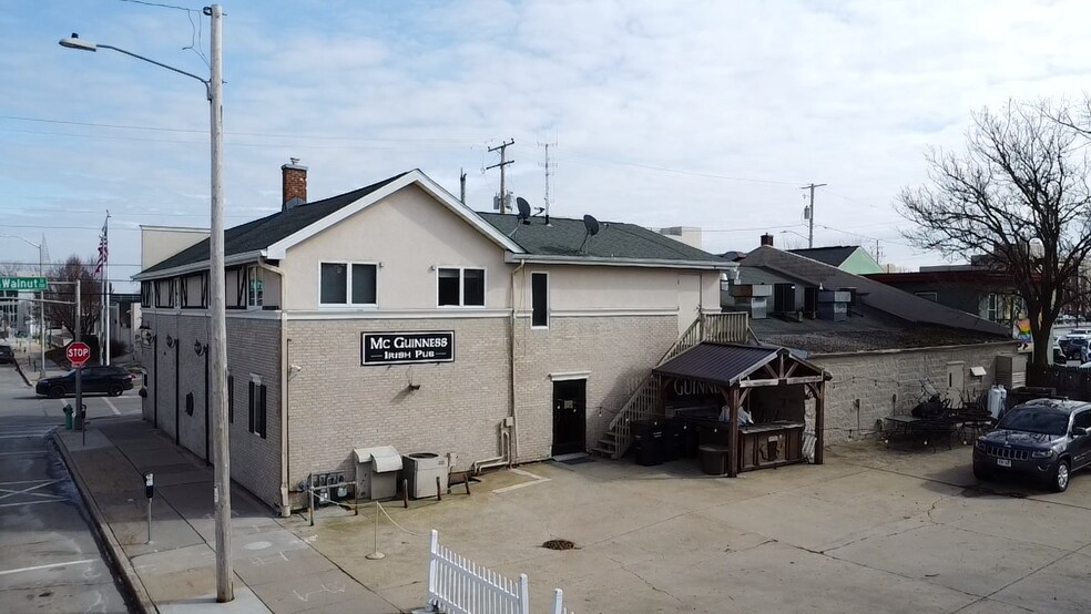 201 S Walnut St, Appleton, WI à vendre - Photo du bâtiment - Image 2 de 16