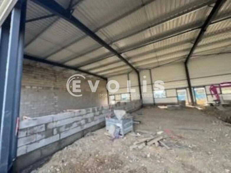 Flex in Charvieu-Chavagneux for sale - Building Photo - Image 2 of 26