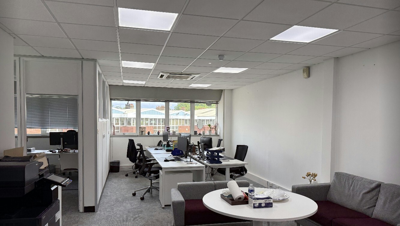 Sulivan Rd, Londres, LND SW6 3DU - Unité 14 & 15 -  - Photo intérieure - Image 1 of 4