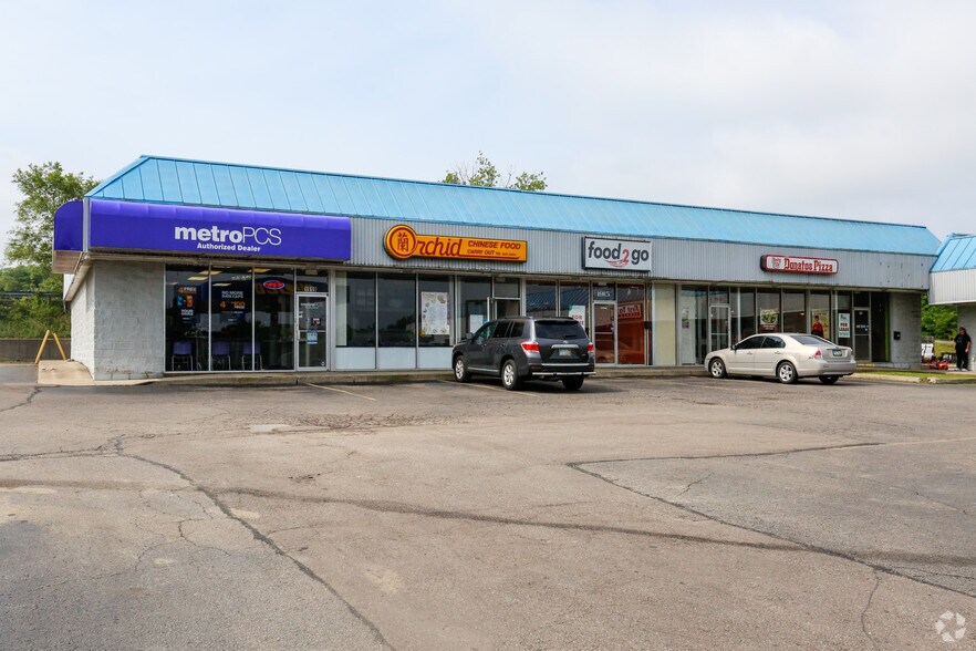 1901-1909 S Alex Rd, West Carrollton, OH à louer - Photo principale - Image 2 de 2