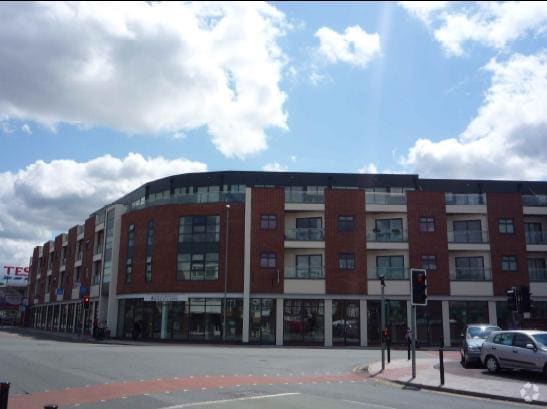 Burnage Ln, Manchester for lease Primary Photo- Image 1 of 4