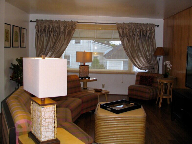 815 J St, Arcata, CA à vendre - Photo intérieure - Image 2 de 5