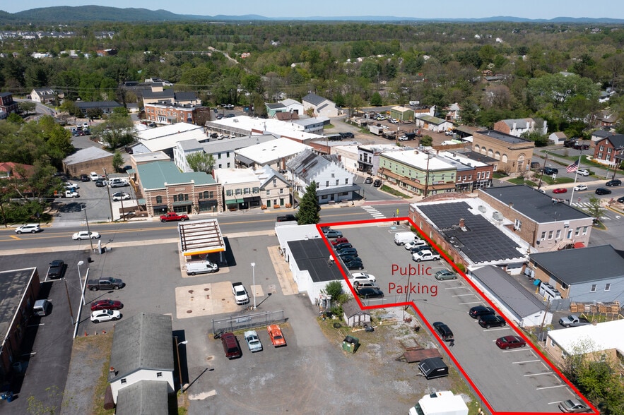 109 N 21st St, Purcellville, VA for sale - Building Photo - Image 2 of 4