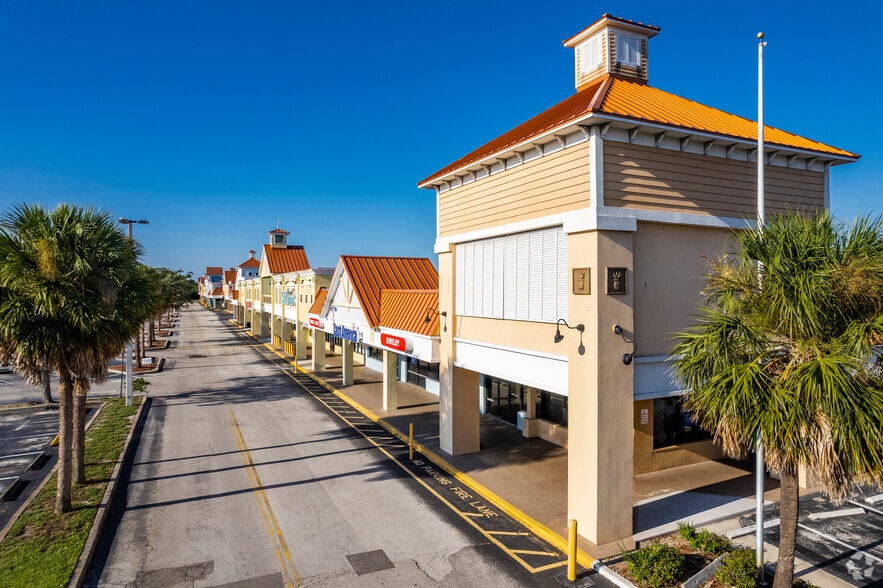 4700 Babcock St NE, Palm Bay, FL for lease - Building Photo - Image 3 of 8
