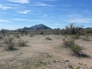 Plus de détails pour 44244 Highland Avenue, Tonopah, AZ - Terrain à vendre