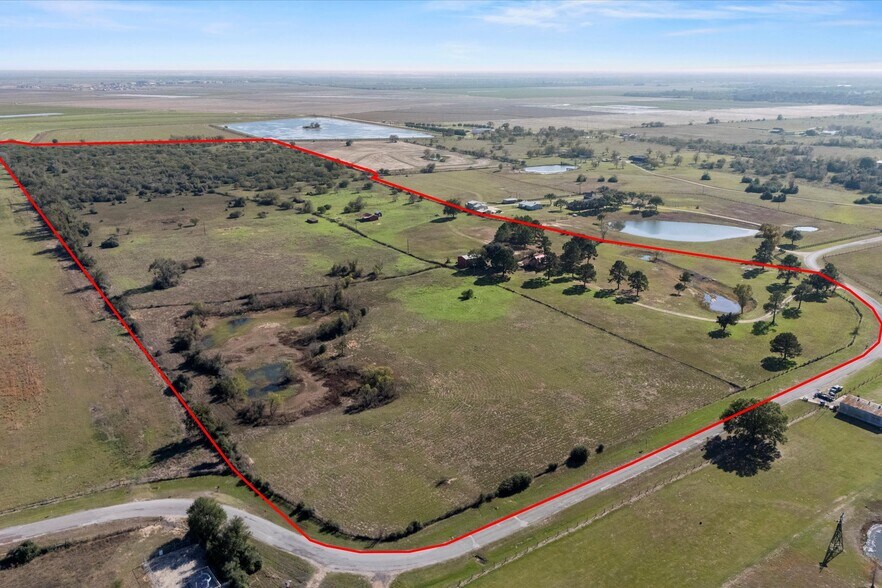 6490 Adams Flat Rd, Brookshire, TX à vendre - Photo du bâtiment - Image 3 de 14